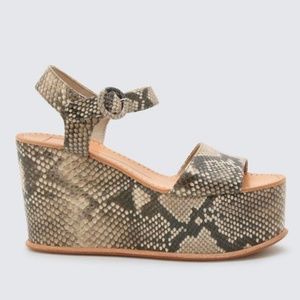 dolce vita datiah wedges